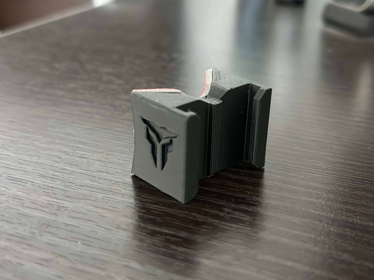 CHIN MOUNT FOR AIROH COMMANDER