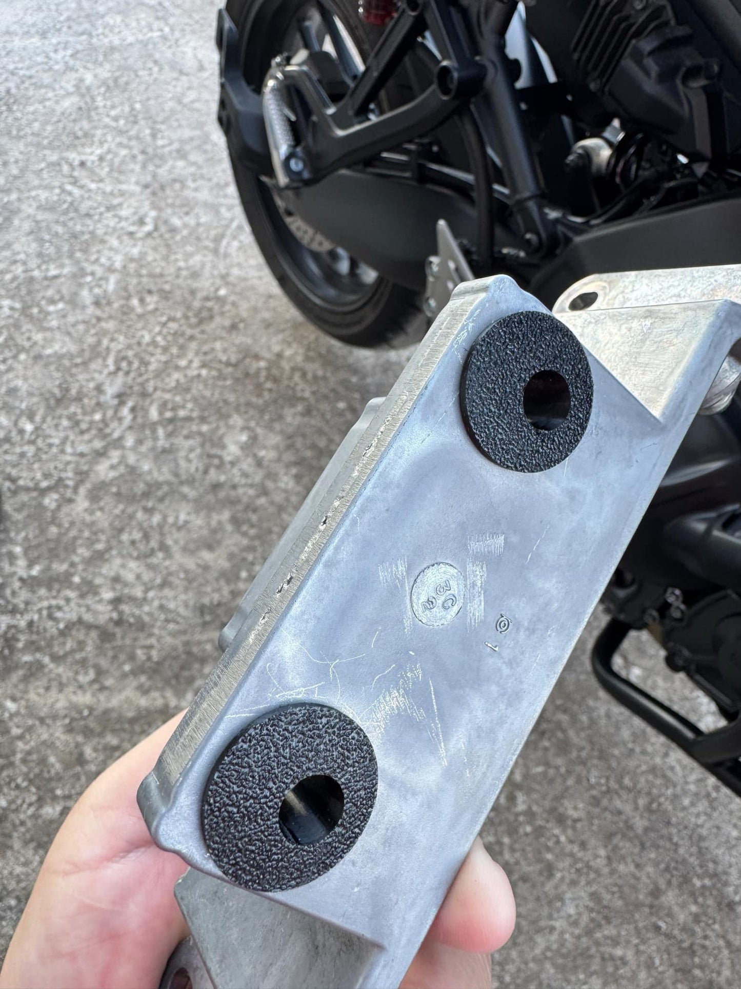 Custom 3D printed κιτ ανύψωσης σέλας για Yamaha Tracer 9 (2021–2025)