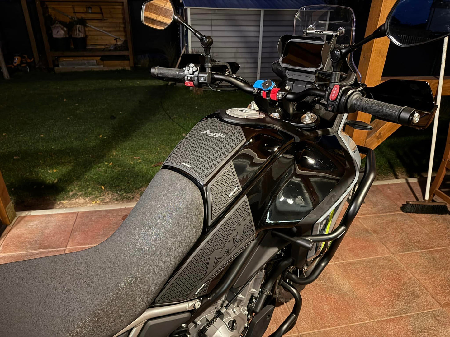 Σκίαστρο οθόνης LCD για CF Moto 450 MT & 450 ΝΚ 3d Print