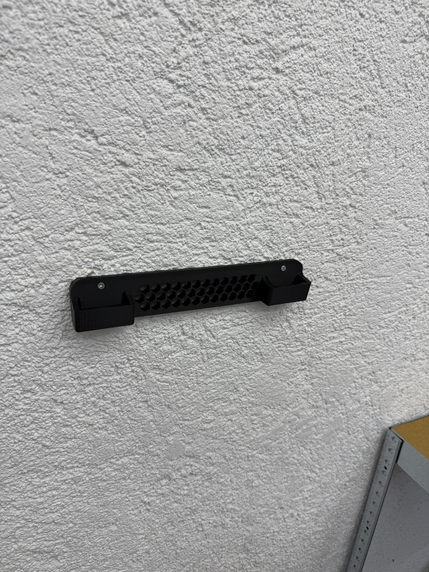 Βάσεις τοίχου 3D Print για εργοστασιακές πλαϊνές βαλίτσες Yamaha Tracer 9